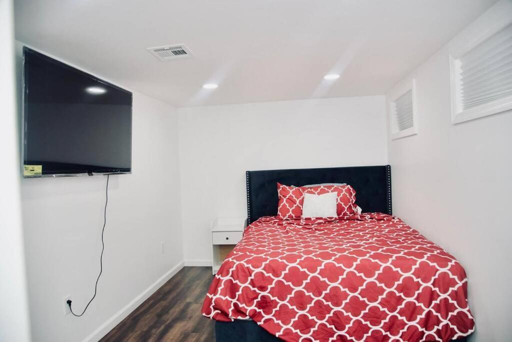 Cozy 2 Bedrooms & 1 Bath Livingston Exterior photo