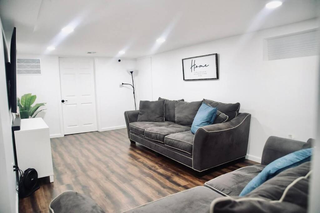 Cozy 2 Bedrooms & 1 Bath Livingston Exterior photo